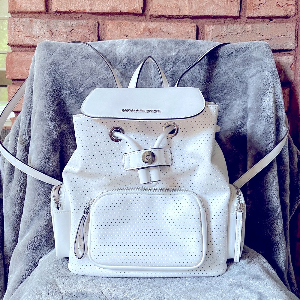 Michael Kors Abbey backpack- Optic white